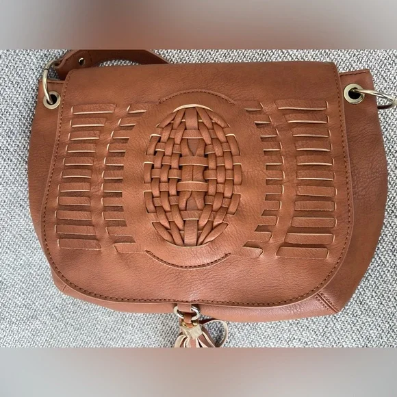 Dolce Vita Brown Crossbody Bag with Woven Design - Picture 15 of 16
